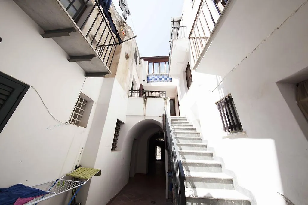 Gioeni 23 Apartment Cefalu